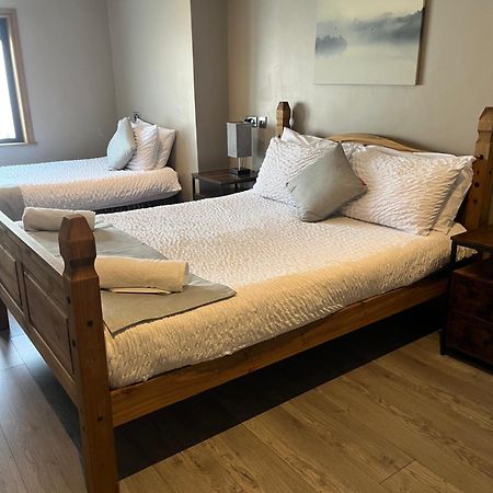 سْترانرير The Swan Inn المظهر الخارجي الصورة