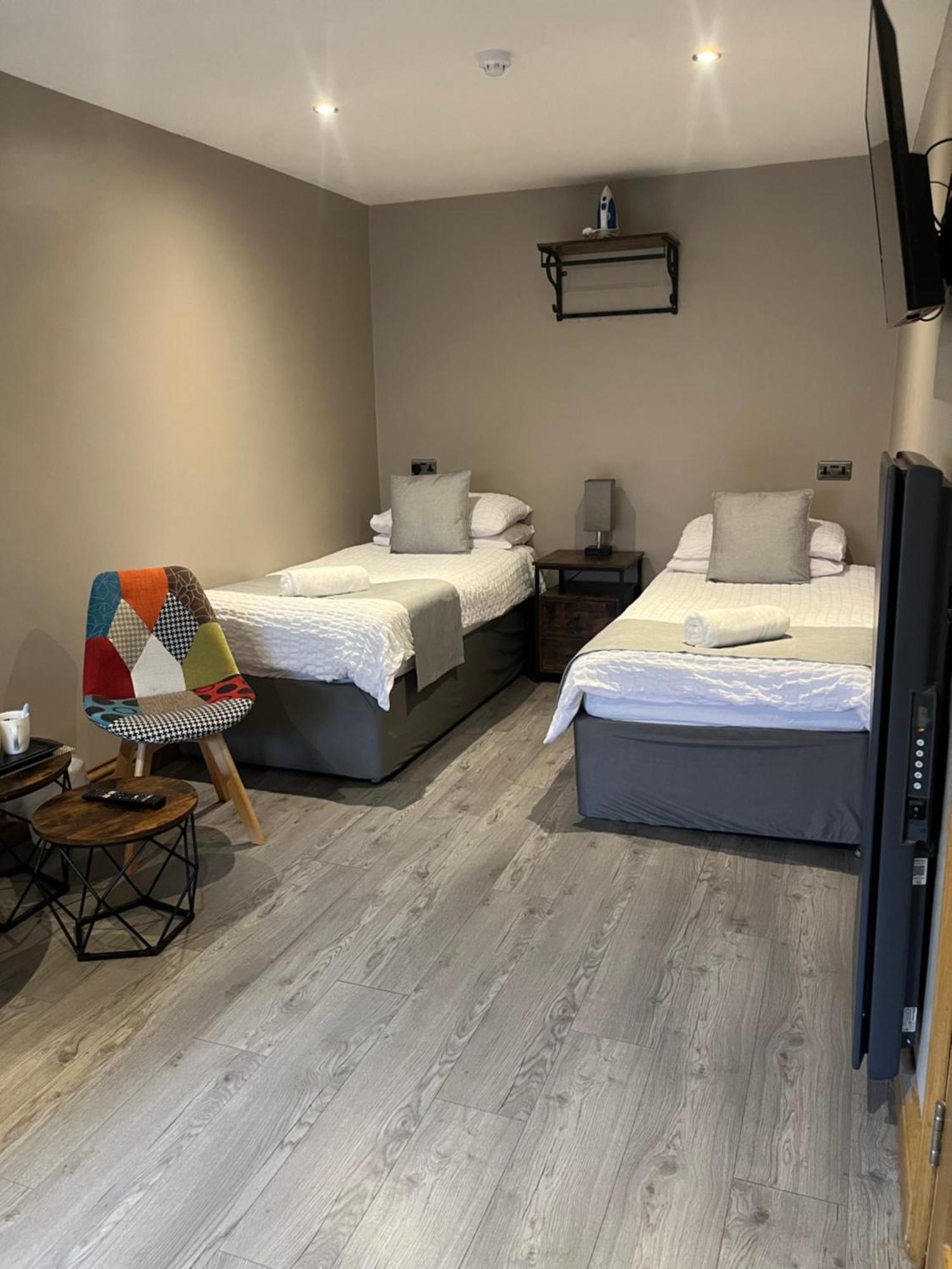 سْترانرير The Swan Inn الغرفة الصورة